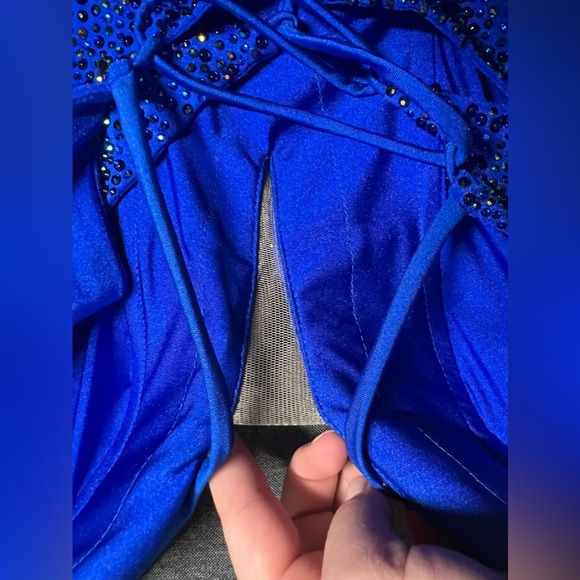 Royal Blue Sophia Thomas dress size 0 - Picture 9 of 16